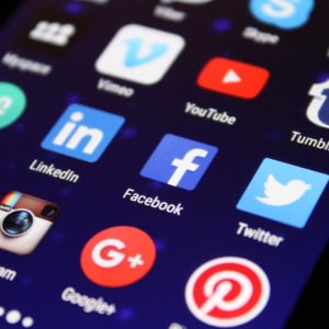 Developing Powerful Relationships through Digital Networking Developing Powerful Relationships through Digital Networking